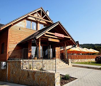 Wellness Pension & Salas Saris Park 普雷绍夫 外观 照片
